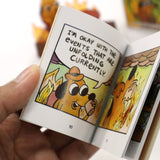This is fine. Figurita de escritorio parlante con fuego luminoso