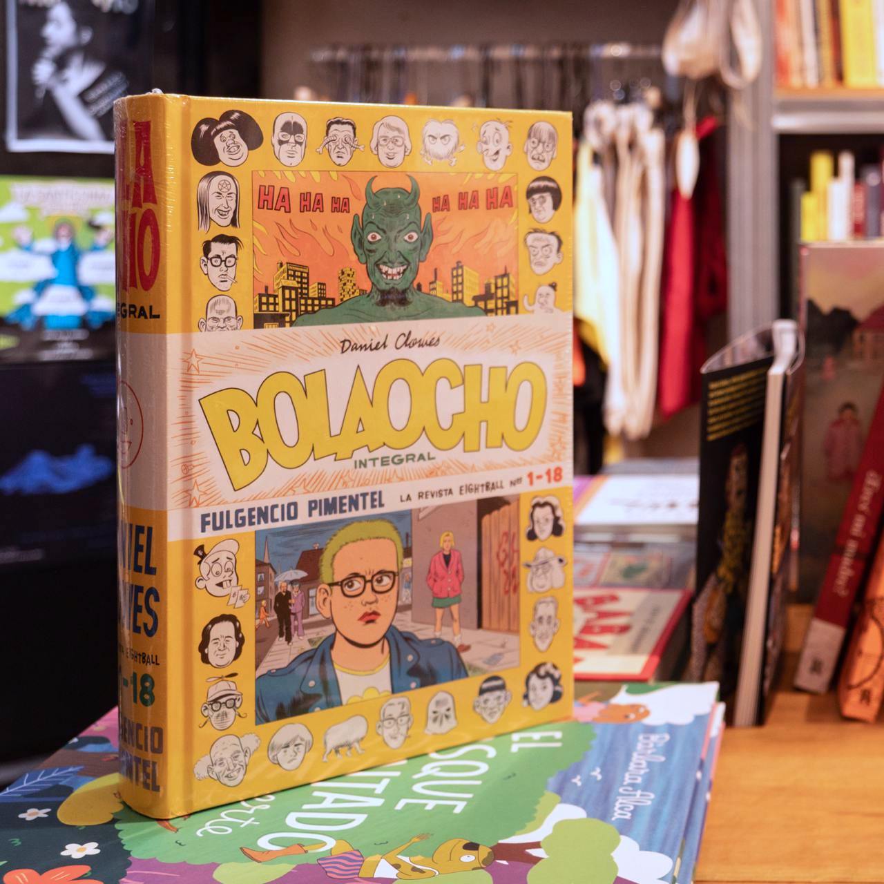 DANIEL CLOWES | Bola Ocho Integral