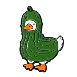 Pin de pato disfrazado de pepinillo