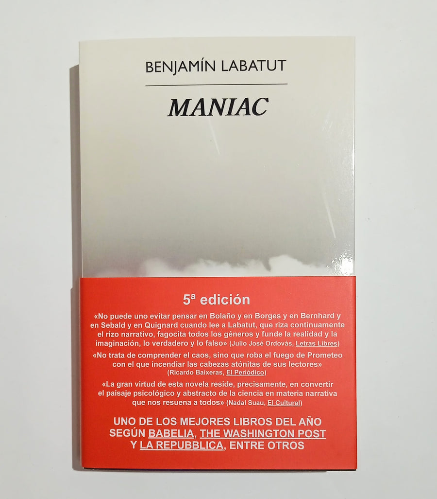 Benjamín Labatut publica 'Maniac': La literatura no es el