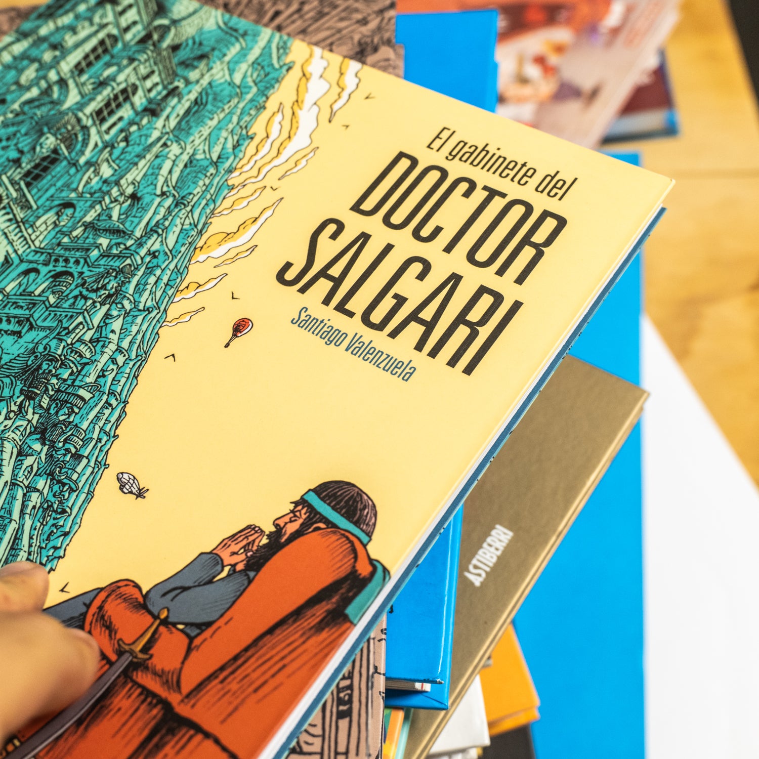 SANTIAGO VALENZUELA | El gabinete del Doctor Salgari