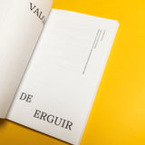 ELSA MORENO | Prendida o el valor de erguir