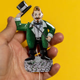 Broche de Señor con sombrero que saluda