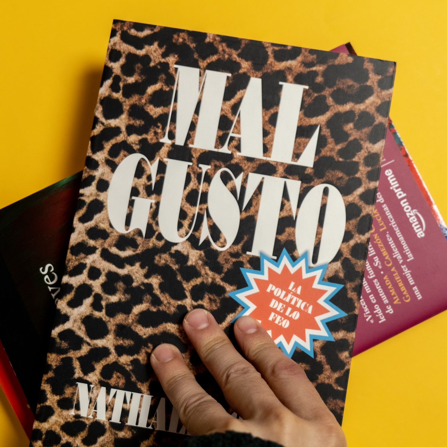 NATHALIE OLAH | Mal gusto
