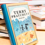 TERRY PRATCHETT | Nació