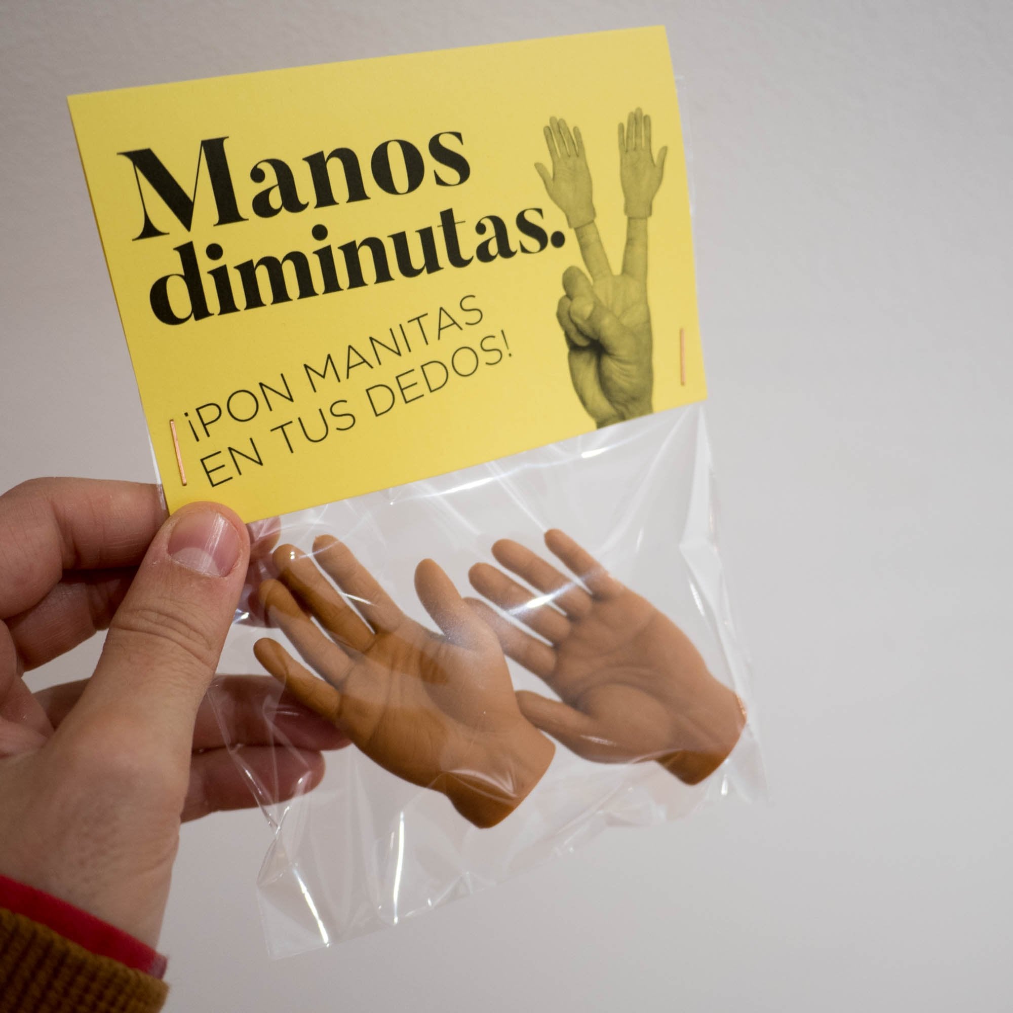Manos diminutas para los dedos (x2)