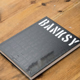 Banksy. Usted representa una amenaza tolerable y si no fuera así ya lo sabría.