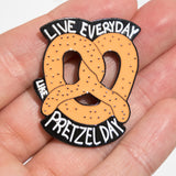 Pin de Pretzel Day