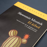 SŁAWOMIR MROŻEK | El árbol