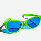 Gafas de sol gigantes
