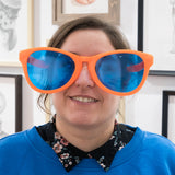 Gafas de sol gigantes