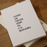 ALMACÉN DE ANÁLISIS | Libreta "Escribir con puntería siendo fiel a lo inexplicable"