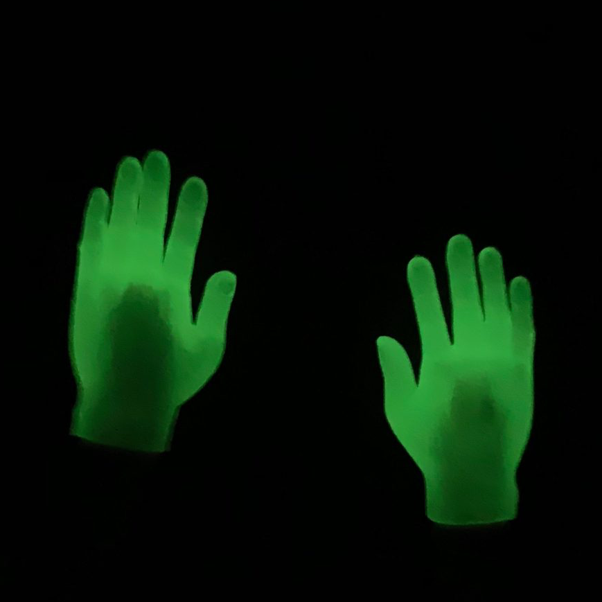 Manos fluorescentes
