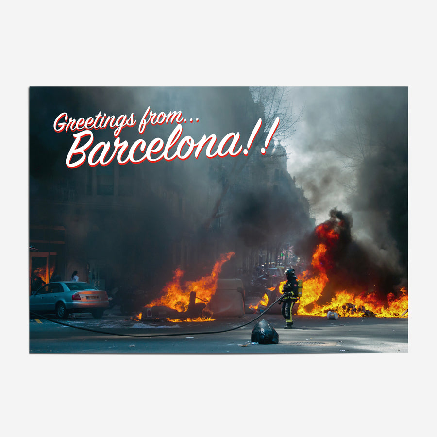 LA LLAMA | Postal de Barcelona en llamas